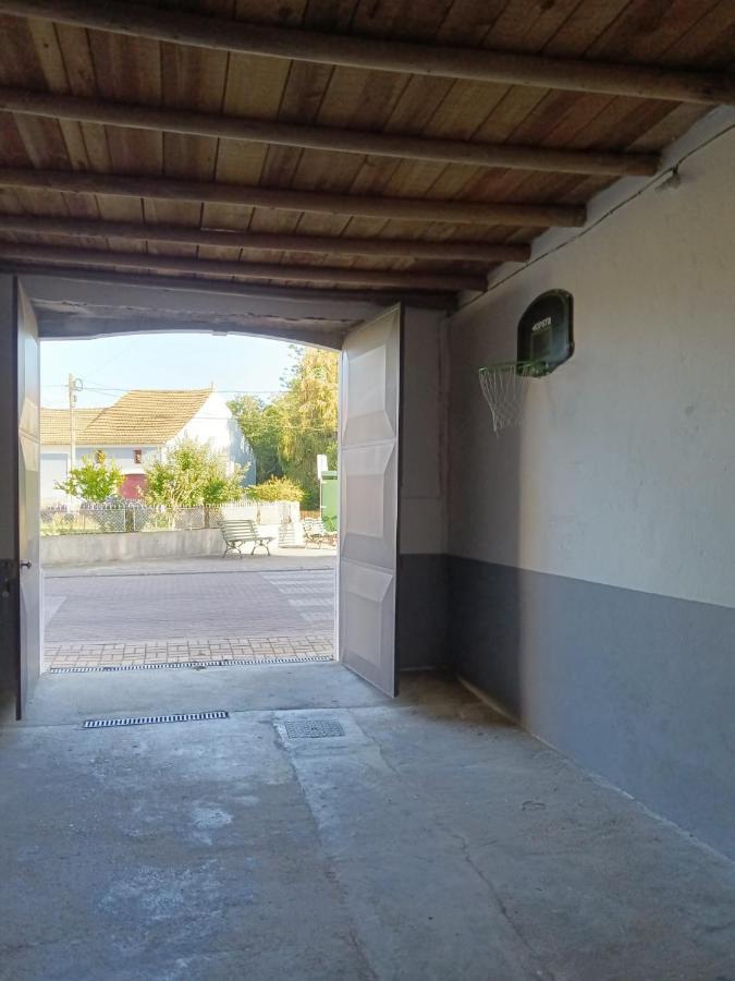 Casa Da Vovo Ceu - Casa De Campo Gandaresa - Country House, Entre Coimbra E Aveiro, A 15 Minutos Carro Praia Mira - Quintal Com Piscina Insuflavel Cantanhede Esterno foto